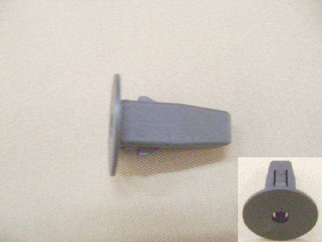 2803034-S08 for COOLBEAR GREAT WALL photo for 2803034-S08 - PLASTIC NUT SEAT NO.2 FR BUMPER
