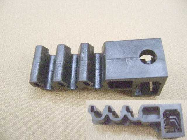 photo for 3506018-S08 - PIPE CLAMP NO.2-3HOLE