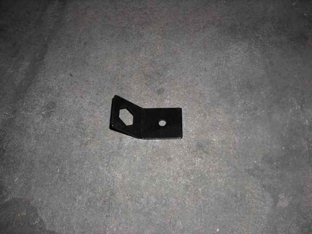 photo for 1607107-D17 - UPPER BRACKET, OIL PIPE ,CLUTCH