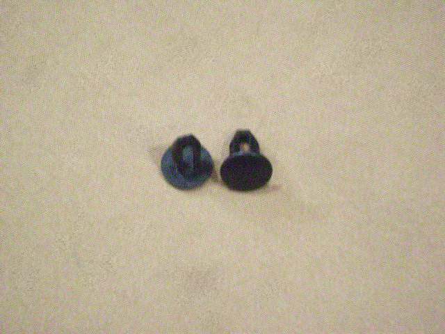 photo for 8402014-D01 - SEALING STRIP CLIP,ENGINE HOOD