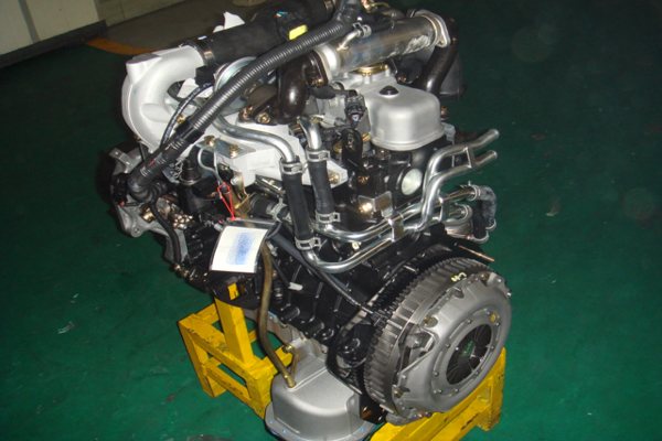 photo for 1000100-E06 - ENGINE ASSEMBLY
