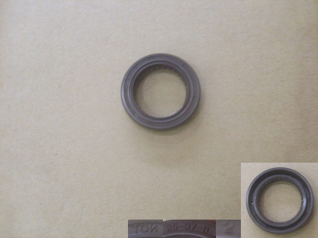 photo for 1701024-001 - OIL SEAL-INPUT SHAFT  /  Сальник КПП первичного вала