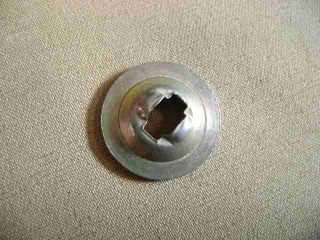 3507116-K00 for HAVALH3 GREAT WALL photo for 3507116-K00 - COMPRESSION SPRG BASE(RR BRAKE PAD) / ФИКСАТОР АНКЕРНОГО ШТИФТА