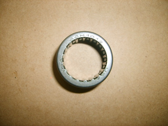photo for 10-00-132-039 - NEEDLE BRG(DRIVEN SPROCKET WHEEL)