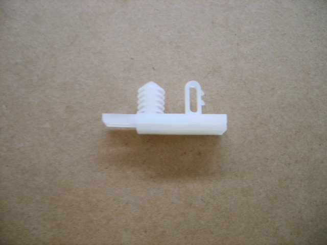 photo for 19-00-056-011 - BRKT(FIXING CLIP)