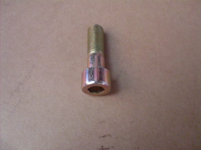 3001102-K01 for HAVALH5 GREAT WALL photo for 3001102-K01 - SCREW,FRONT DRIVE SHAFT FLANGE ( Q218B1020 ) / болт крепления крышки ступици