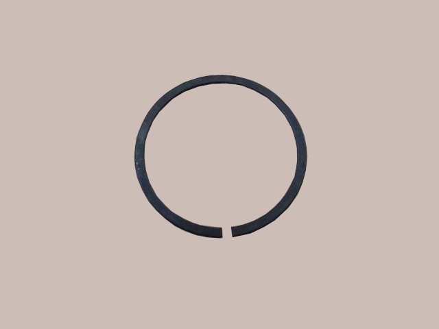 photo for ZM001A-1701304 - SNAP RING  /  кольцо кпп 4/4 стопорное подшипника промежуточного вала переднее