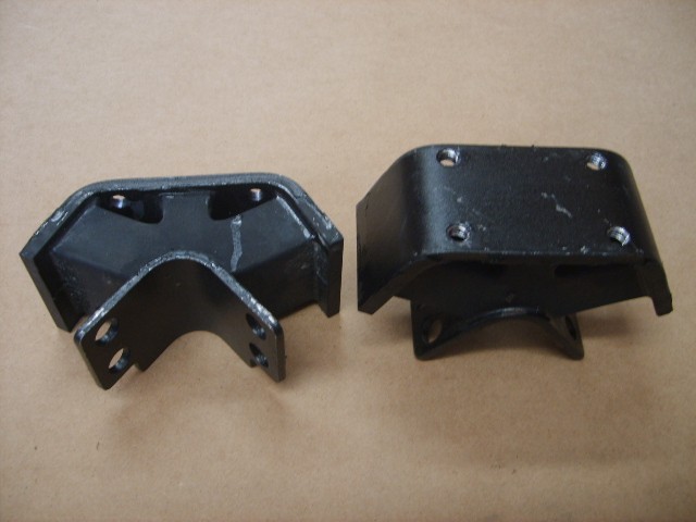 1701200-B04 for HOVER GREAT WALL photo for 1701200-B04 - TRANSMISSION MOUNT, 2 WD
