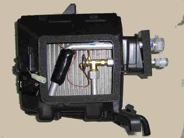 photo for 8107000-K00 - EVAPORATOR ASSEMBLY РАДИАТОР КОНДИЦИОНЕРА САЛОННЫЙ (ИСПАРИТЕЛЬ) в сбор