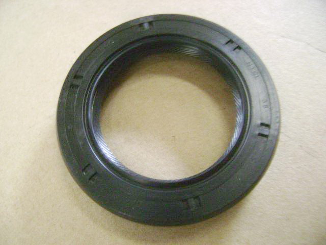 photo for 1701510S -  REAR BODY OIL SEAL ASSEMBLY 38*58*11  /  САЛЬНИК КПП GW 4/2 ВТОРИЧНОГО ВАЛА 38*58*11