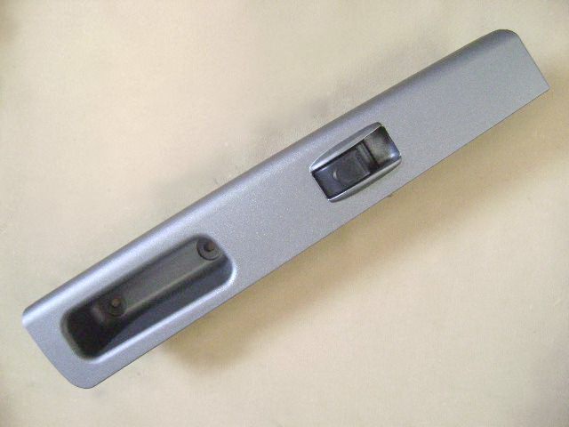 3746400-P00-B1