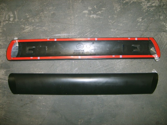 photo for 5500600-P00 - CARGO BODY ANTISCUFF RIBASSEMBLY,RH