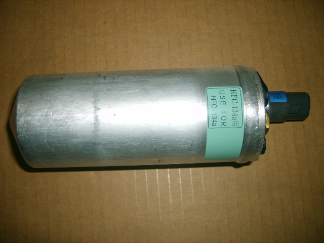 photo for 8109000-P00 - RECEIVER DRYER ASSEMBLY  /  БАЧОК ОСУШИТЕЛЯ КОНДИЦИОНЕРА GW WINGLE