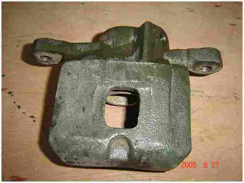 3502102-K00 for WINGLE5 GREAT WALL photo for 3502102-K00 - CALIPER,RH / СКОБА ЗАД. ТОРМОЗА ПРАВАЯ (СУППОРТ)